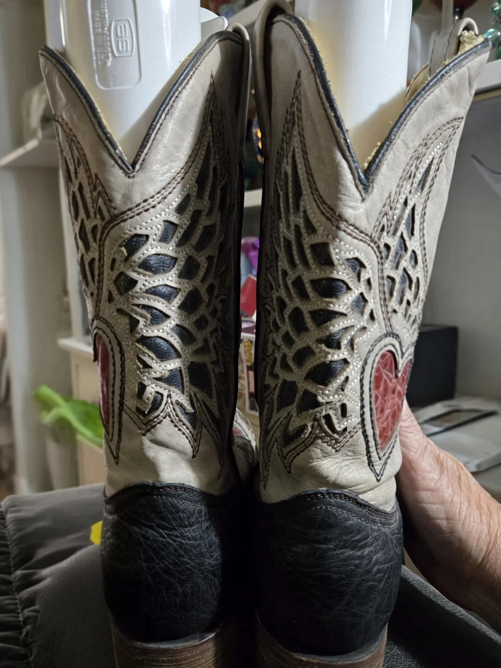Corral Heart Wings Women's 10 Cream Leather Western Boots with Red Heart Inlays